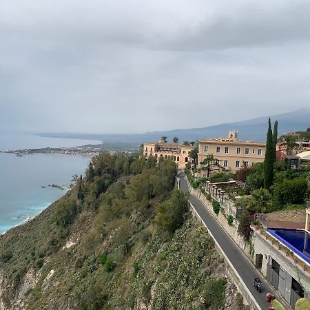 Panoramic Taormina Bay View Apartment Luaran gambar