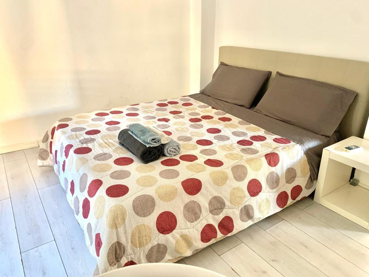 Panoramic Taormina Bay View Apartment Luaran gambar