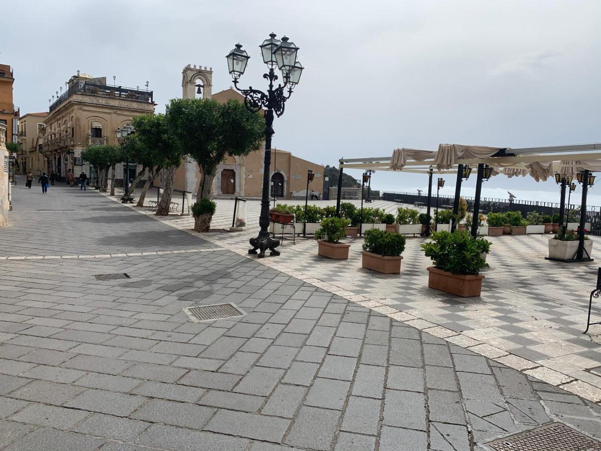 Panoramic Taormina Bay View Apartment Luaran gambar