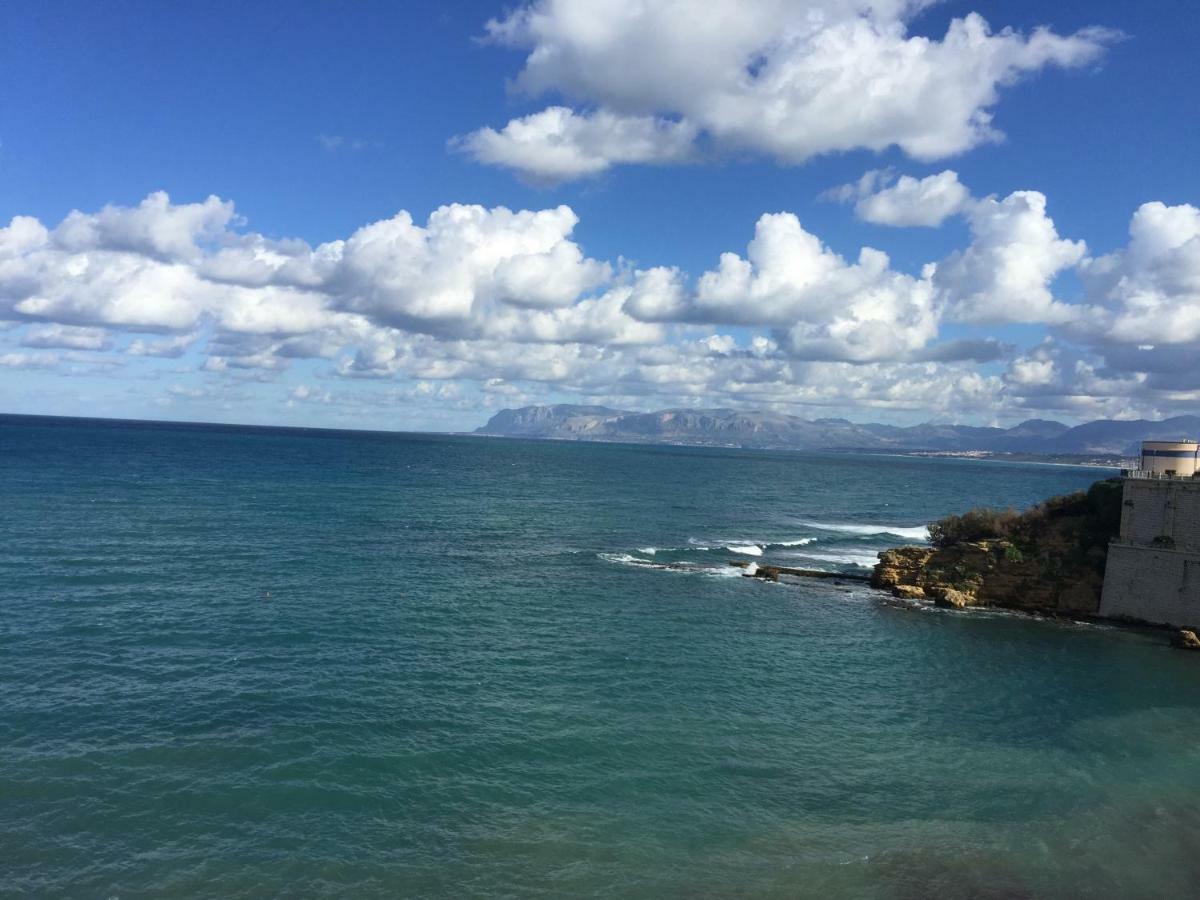 Panoramic Taormina Bay View Apartment Luaran gambar